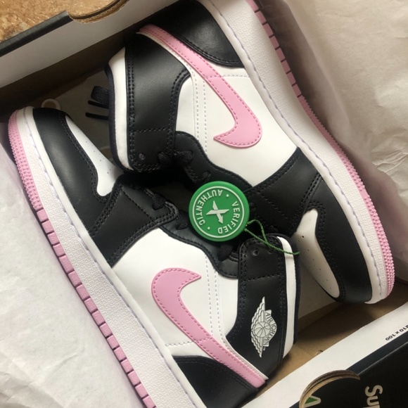 Jordan 1 Mid Arctic Pink GS  * Size 4.5 Y - Picture 3 of 4